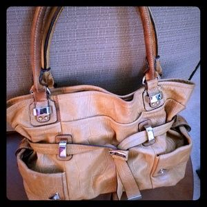 B. Makowsky leather bag